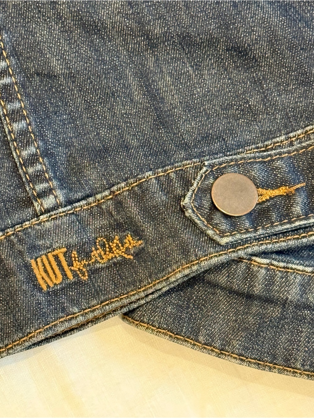 Kut from the Kloth Medium Blue Denim Jacket - Picture 7 of 7